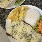 PARMEDIANA DE CARNE (serve 1 pessoa)