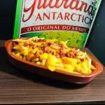 batata frita com bacon e cheddar