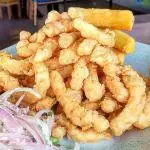 CHICHARRÓN DE CALAMAR GIGANTE