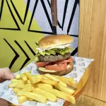 HAMBURGUESA LA ITALIANA