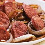 Calabresa fatiada