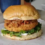 Hamburguesa de pan de muerto