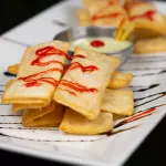 Tequeños de queso con guacamole
