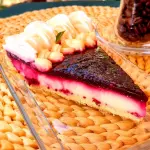 Tarta limón con jalea de arándano