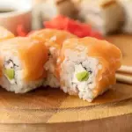 ura Salmão com maionese de wasabi