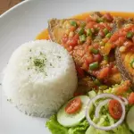 Bagre en salsa criolla