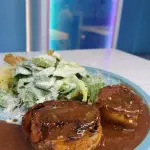 Filet mignon en salsa borgoña