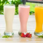 Jugo natural en leche