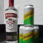 SMIRNOFF + 3 SCHWEPPES