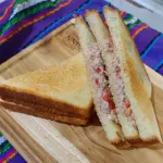 SANDWICH DE ATÚN