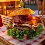 Simple Suprema Burger