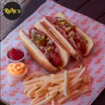 2 Hot dog + papas francesa + refresc