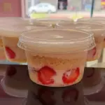 Bolo No Pote Ninho c Morango
