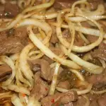 Fígado Acebolado com Batata Frita