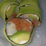 ROLL´S SIN ARROZ ENVUELTO EN PALTA