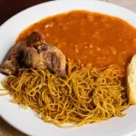 CARAPULCRA CON SOPA SECA – CON CHICHARRON