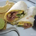 Burrito de tocinos
