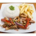Pollo salteado