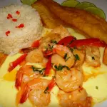 Pescado en Salsa de Camarones