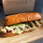 Sandwich de BONDIOLA c/pesto
