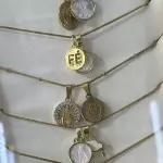 Collares santos 2 dijes