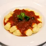 Ñoquis de Papa con Bolognesa
