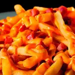 Batata com cheddar e bacon