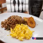 DESAYUNO ECONÓMICO DE 6AM a 8AM.