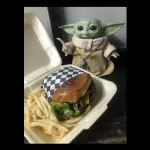Jueves de hamburguesas con papas