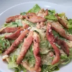 Ensalada César con Pollo