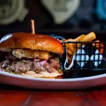 PULLED PORK BURGER