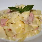 FETTUCCINE A LO ALFREDO