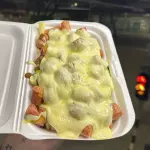 Salchi con Queso derretido