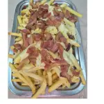 Batata Frita com Queijo e Bacon