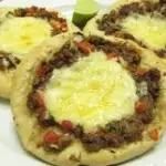 16- Carne com Mussarela