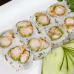 Uramaki Camarão Empanado
