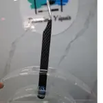 Pinza Delfín Yiquis negra