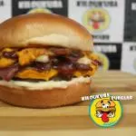 CINQUENTA TONS DE BACON