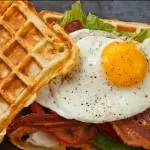 WAFFLE SALADO