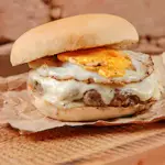 X calabresa salada egg