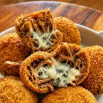 BOLINHO DE PERNIL C GORGONZOLA
