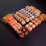 Combo Sushi Lovers: Só de Salmão
