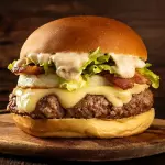 EGG BACON + FRITAS