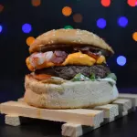 CARNE E CHEDDAR  🍔🍟