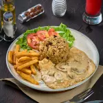 FILETE DE PECHUGA GRATINADA CHAMPIÑO