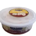 TRUFADO METADE COM DAMASCO E AVELÃ
