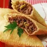 PASTEL CARNE