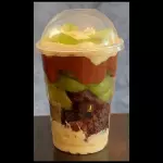 BIG BROWNIE COM UVA VERDE (MEDIO)