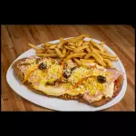 Milanesa a la pizza c/ensa. o papas