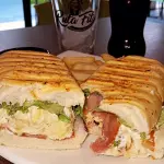 POLLO CON TOCINETA